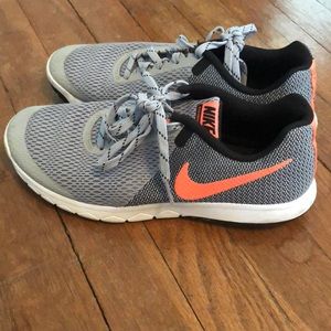 Nike flex experience run 5